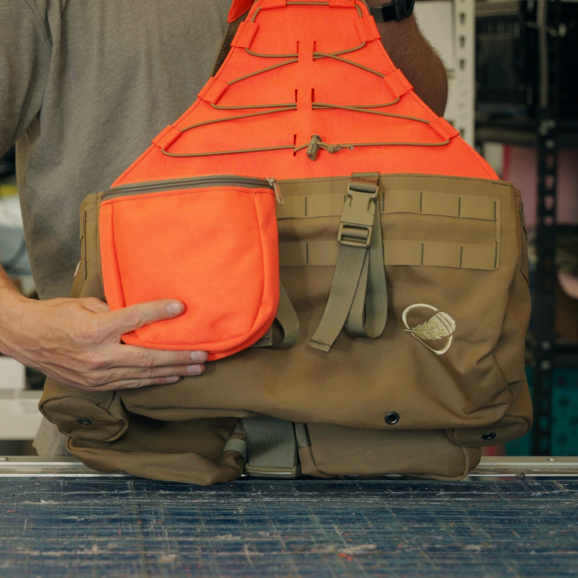 SIDE ACCESSORY POCKETS